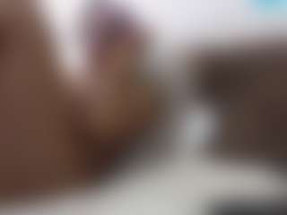 sassywithcurves100's Live Sex Cam Show
