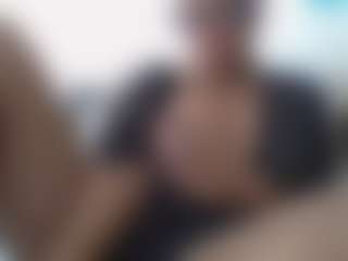 sassywithcurves100's Live Sex Cam Show