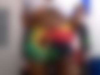 sassywithcurves100's Live Sex Cam Show