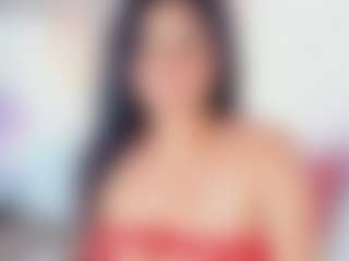 Live cam show with Mia_Stones - Curvy on googirlz