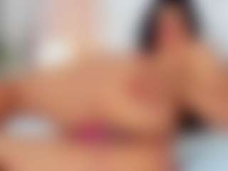 Mia_Stones's Live Sex Cam Show