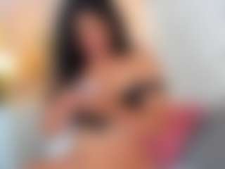 Live cam show with Mia_Stones - Public on Camsoda