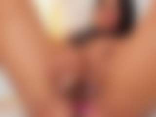 Live cam show with Mia_Stones - Anal Teen (18+) on CamClone