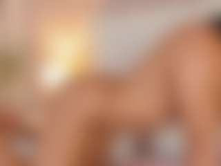 Live cam show with Mia_Stones - Public on Camsoda