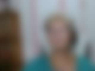 Live cam show with bety-cum2 - Brown Eyes Blonde Hair on CamClone