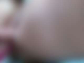 Live cam show with bety-cum2 - Blonde Hair on friskycurves.com