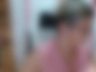 Live cam show with bety-cum2 - Sexcam Curvy on Camsoda