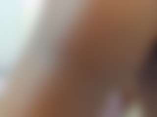 Live cam show with leylaroberth - Squirt on camtv