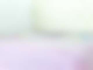 leylaroberth MILF webcam performer live streaming