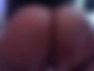 Live cam show with leylaroberth - Black Big Ass on PervPlay.com