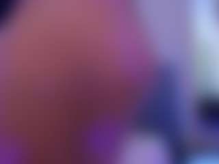 leylaroberth MILF webcam performer live streaming