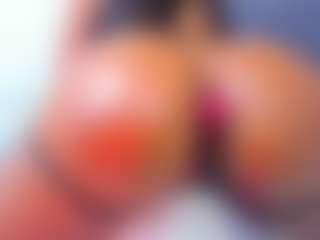 Live cam show with leylaroberth - Small Tits on Hubzter Live