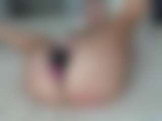 missjuliaa's Live Sex Cam Show