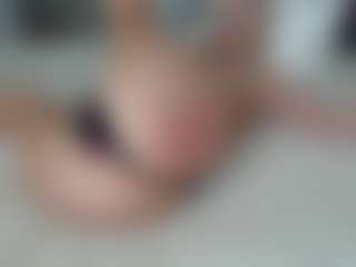 missjuliaa's Live Sex Cam Show