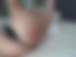 missjuliaa's Live Sex Cam Show