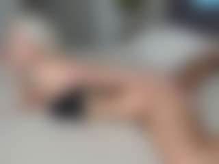 missjuliaa's Live Sex Cam Show