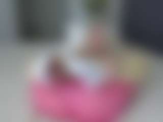 missjuliaa's Live Sex Cam Show