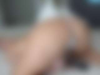 missjuliaa's Live Sex Cam Show