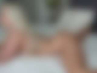 missjuliaa's Live Sex Cam Show