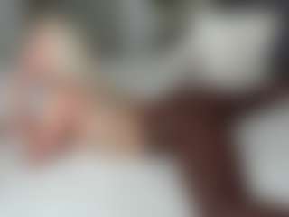 missjuliaa's Live Sex Cam Show