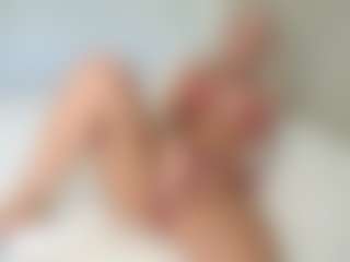 missjuliaa's Live Sex Cam Show