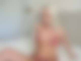 missjuliaa's Live Sex Cam Show