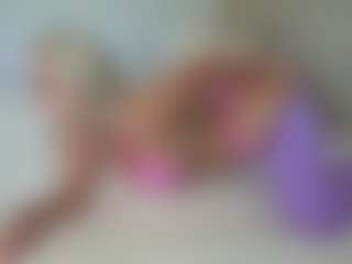 missjuliaa's Live Sex Cam Show
