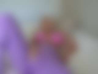 missjuliaa's Live Sex Cam Show