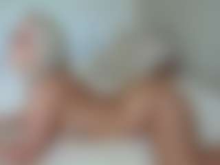 Live cam show with missjuliaa - Doggy Style on AdultVida.com