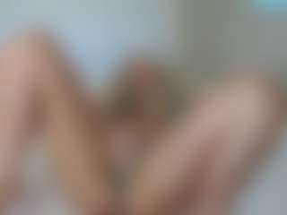missjuliaa's Live Sex Cam Show