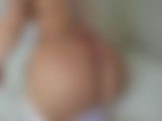 missjuliaa's Live Sex Cam Show