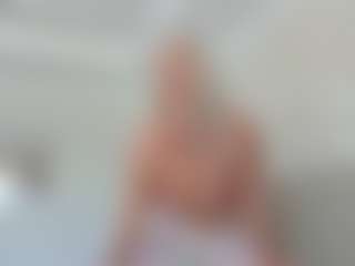 missjuliaa's Live Sex Cam Show