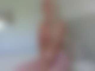 missjuliaa's Live Sex Cam Show