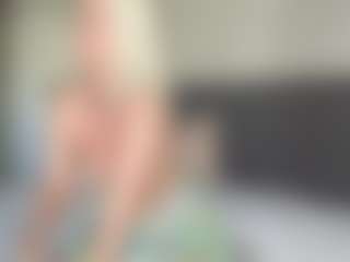 missjuliaa's Live Sex Cam Show