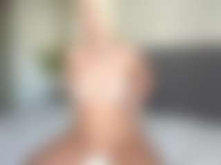 missjuliaa's Live Sex Cam Show