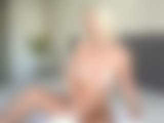 missjuliaa's Live Sex Cam Show