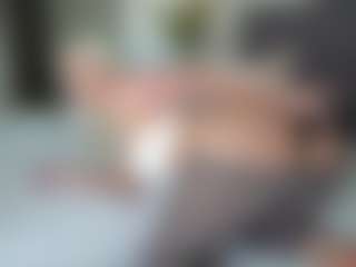 missjuliaa's Live Sex Cam Show