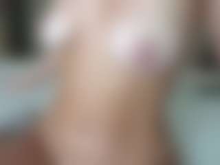 missjuliaa's Live Sex Cam Show