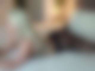 missjuliaa's Live Sex Cam Show
