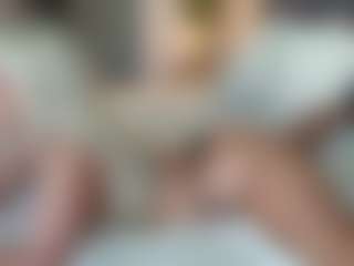 missjuliaa's Live Sex Cam Show