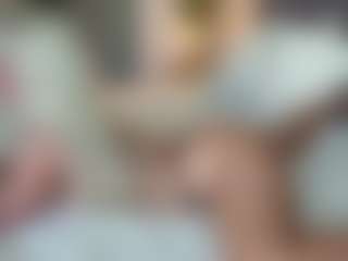 missjuliaa's Live Sex Cam Show