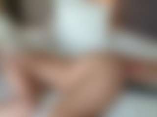 missjuliaa's Live Sex Cam Show