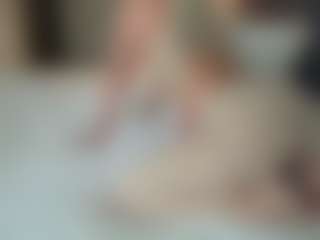 missjuliaa's Live Sex Cam Show