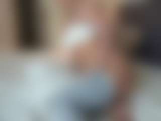 missjuliaa's Live Sex Cam Show