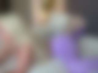 missjuliaa's Live Sex Cam Show