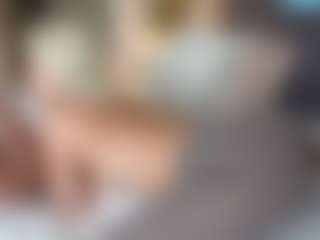 Live cam show with missjuliaa - Spank Curvy on AdultVida.com