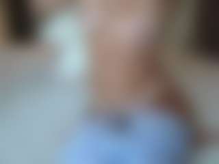 missjuliaa's Live Sex Cam Show