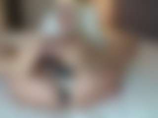 missjuliaa's Live Sex Cam Show