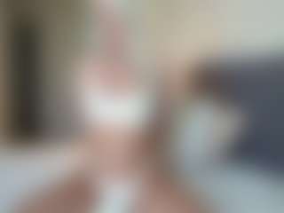 missjuliaa's Live Sex Cam Show