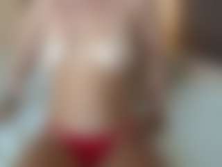 missjuliaa's Live Sex Cam Show